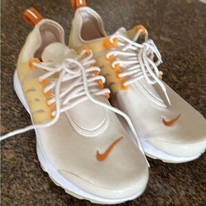 Nike Presto Cream and Orange Sneakers